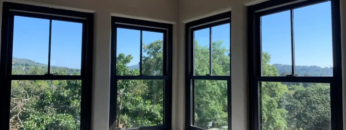 Double Hung Windows - Showroom Windows & Doors